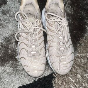 Womens Nike Air Maxs